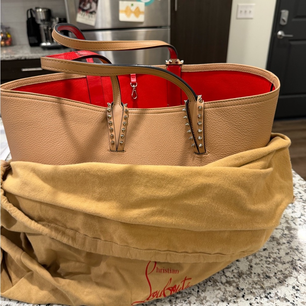 Christian Louboutin Cabata Large Tote Bag - Picture 11 of 12